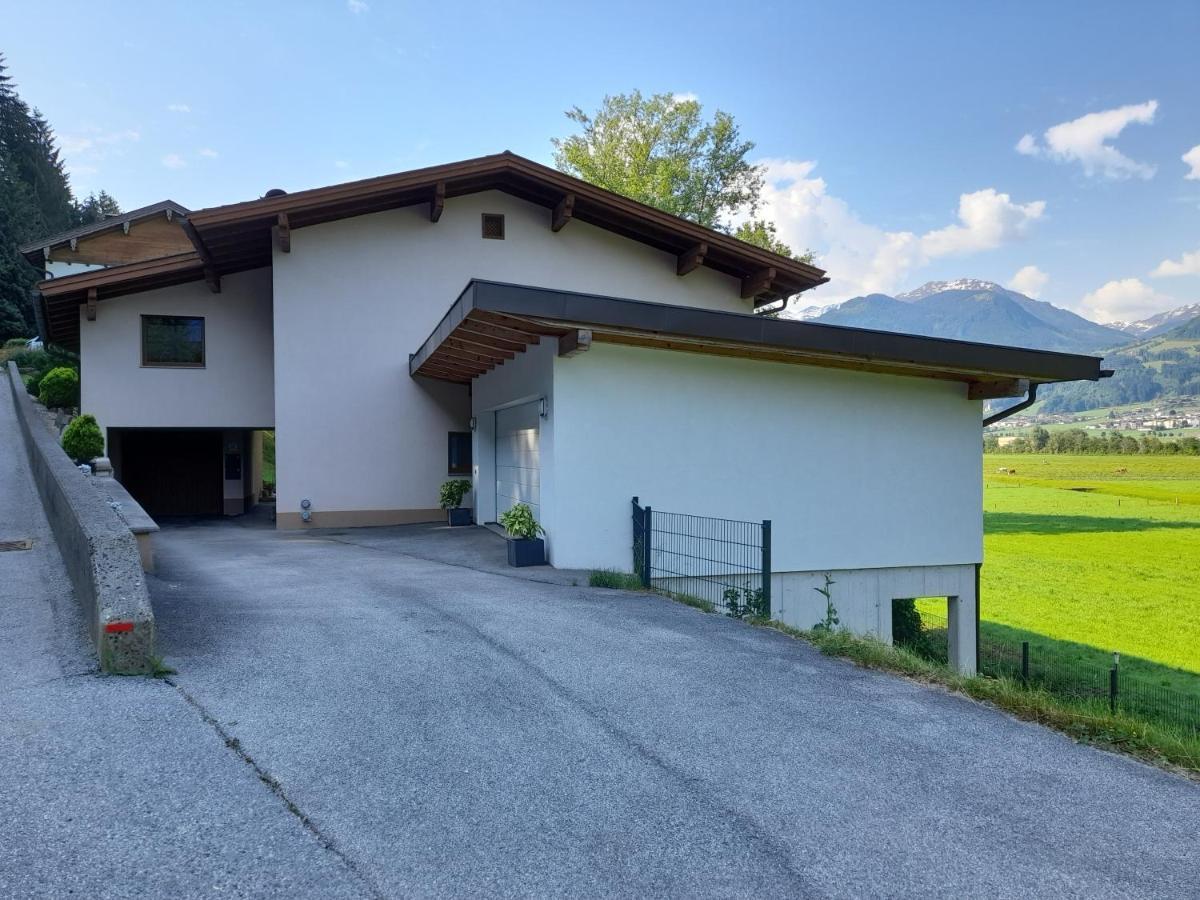 Ferienwohnung Rose Hart im Zillertal Exterior photo